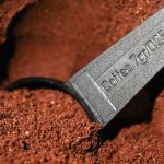 Hogyan kap a kávézacc egy második esélyt: a hulladékból trágya lesz hogyan-kap-a-kavezacc-egy-masodik-eselyt-a-hulladekbol-tragya.jpg